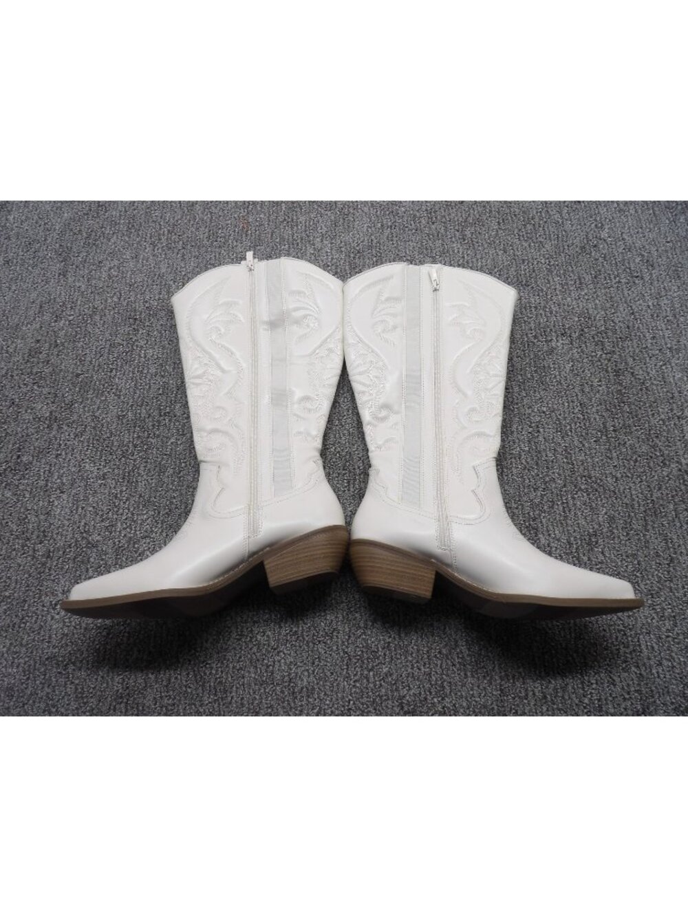 New Torrid 11ww Knee High Wide Calf White Western Faux Leather